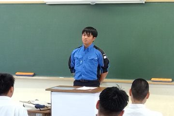 卒業生、母校へ帰る～国東高校偏～